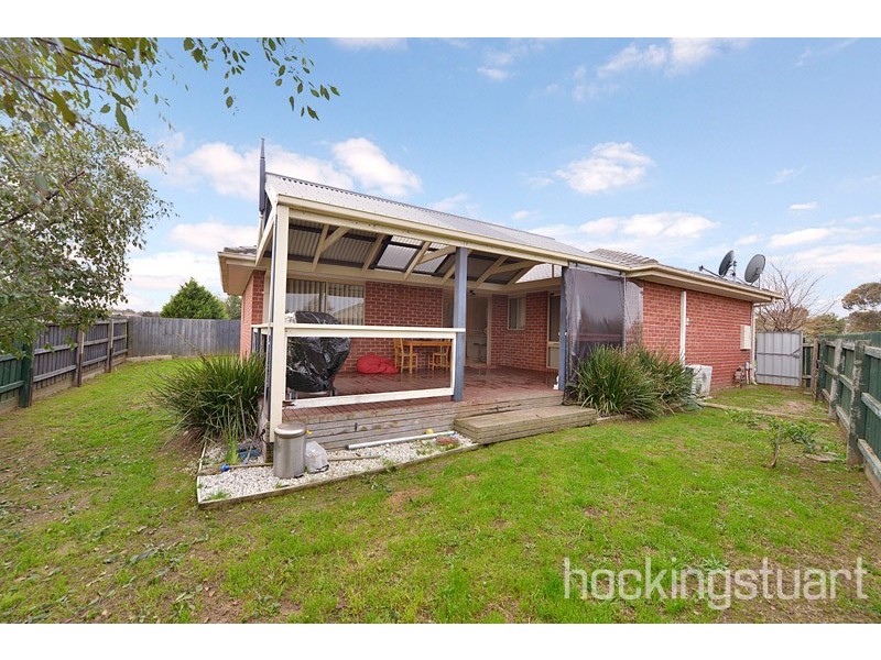 19 Balmaceda Court, Berwick VIC 3806