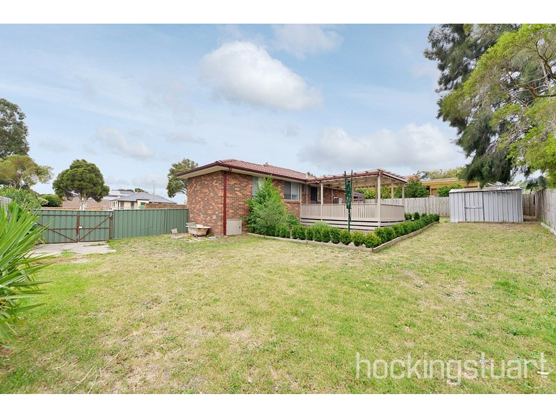 2 Bradley Terrace, Narre Warren VIC 3805