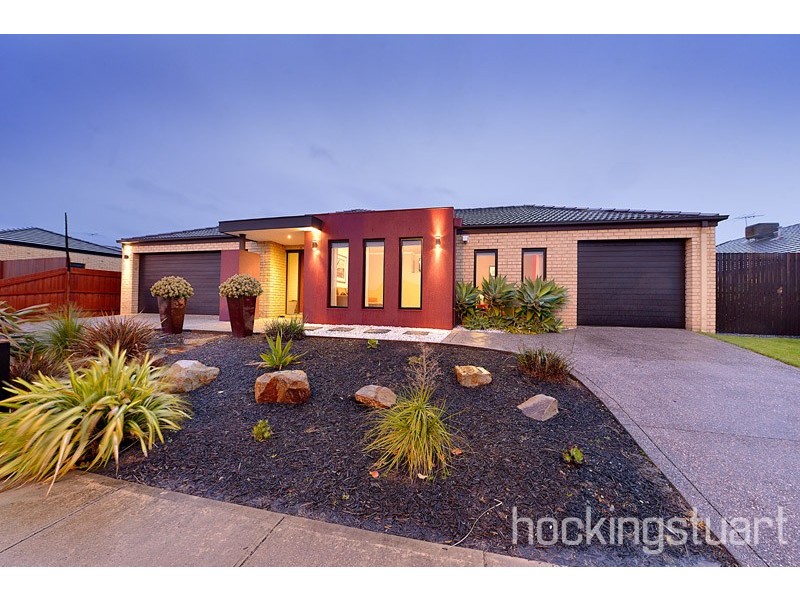 53 Bryn Mawr Boulevard, Berwick VIC 3806