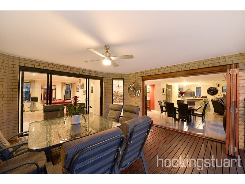 53 Bryn Mawr Boulevard, Berwick VIC 3806