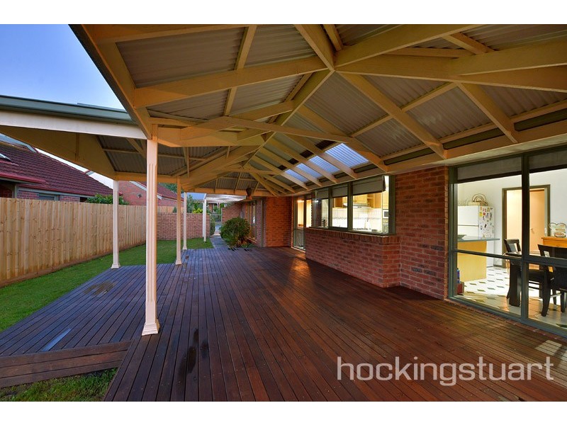 41 Hedgeley Drive, Berwick VIC 3806