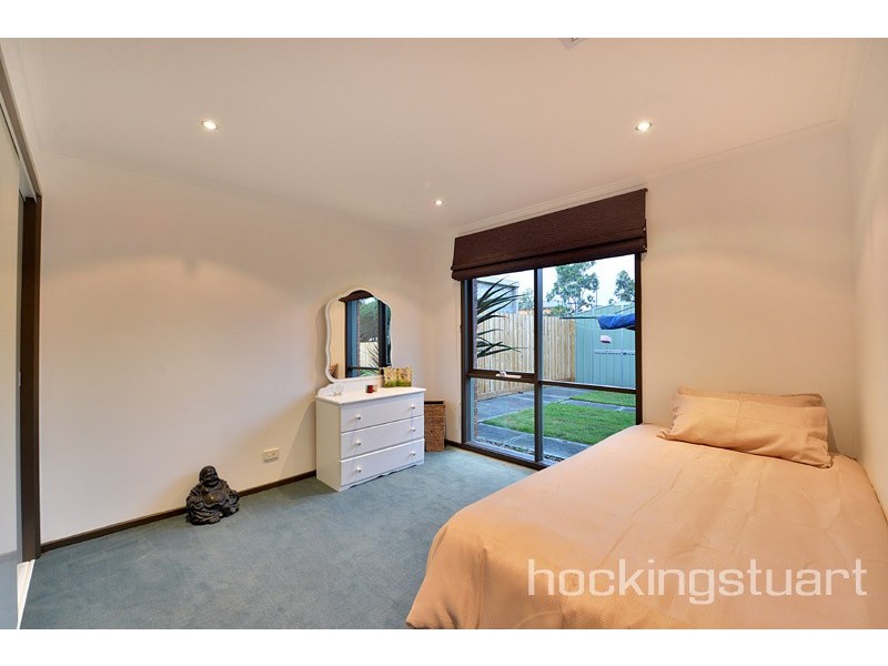 41 Hedgeley Drive, Berwick VIC 3806