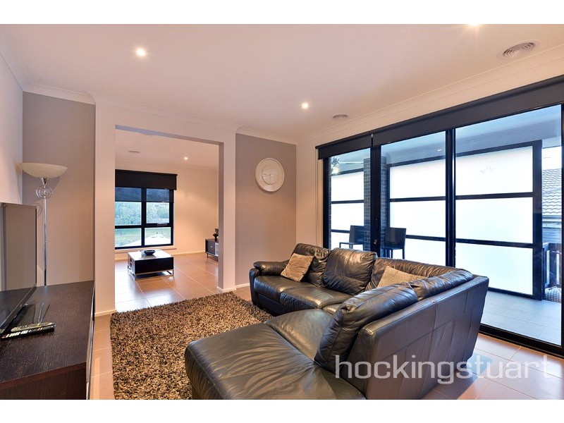 23 Bushlark Circuit, Berwick VIC 3806