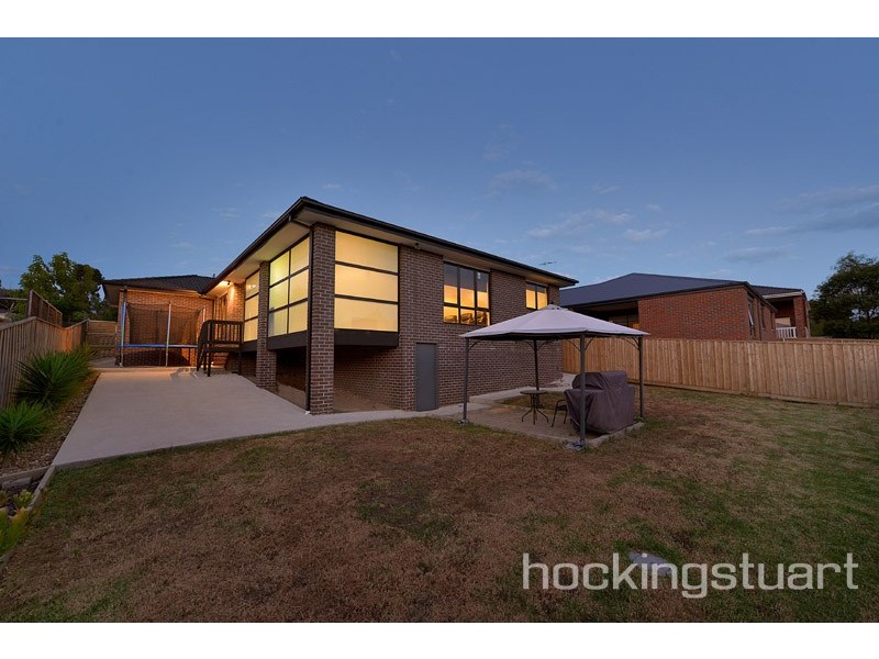 23 Bushlark Circuit, Berwick VIC 3806