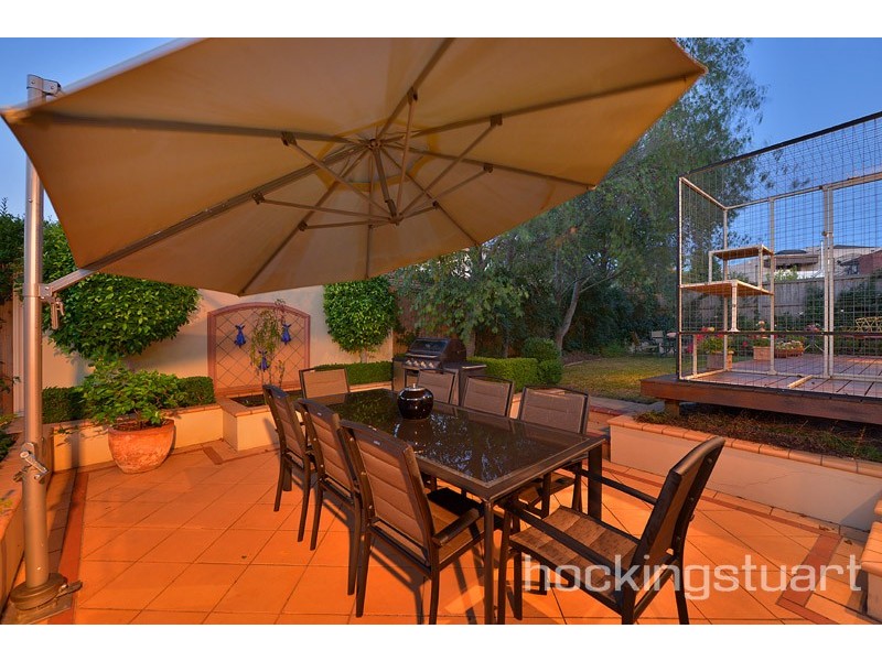 8 Barellan Mews, Berwick VIC 3806