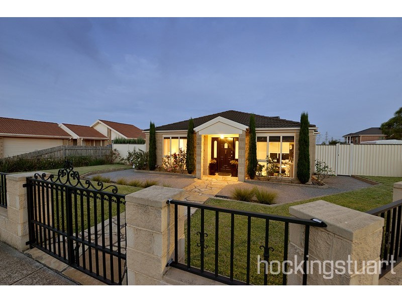 39 Eleanore Crescent, Hallam VIC 3803