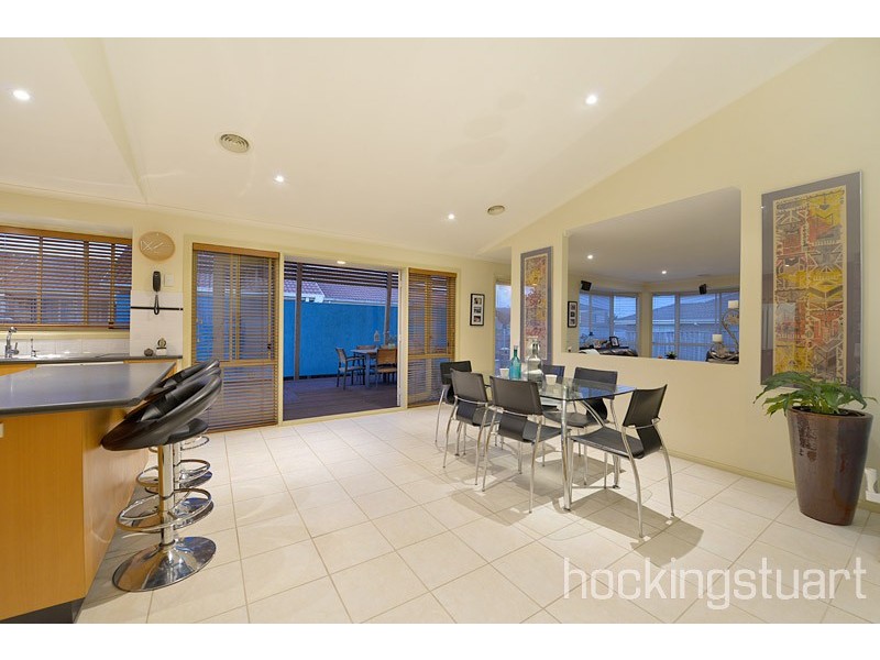 39 Eleanore Crescent, Hallam VIC 3803