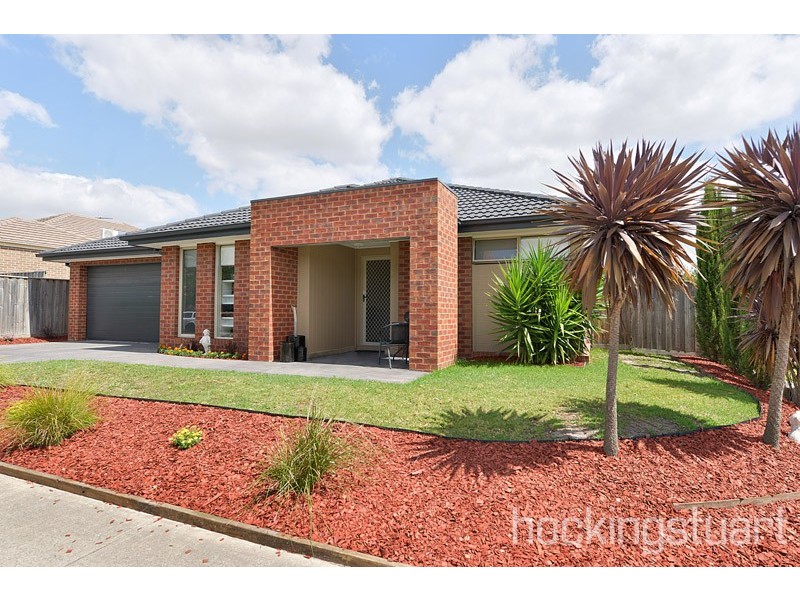 43 Montpelier Drive, Berwick VIC 3806