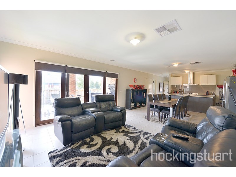 43 Montpelier Drive, Berwick VIC 3806