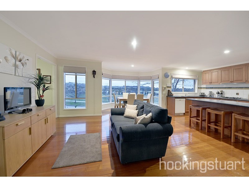 53 Coachwood Crescent, Narre Warren VIC 3805