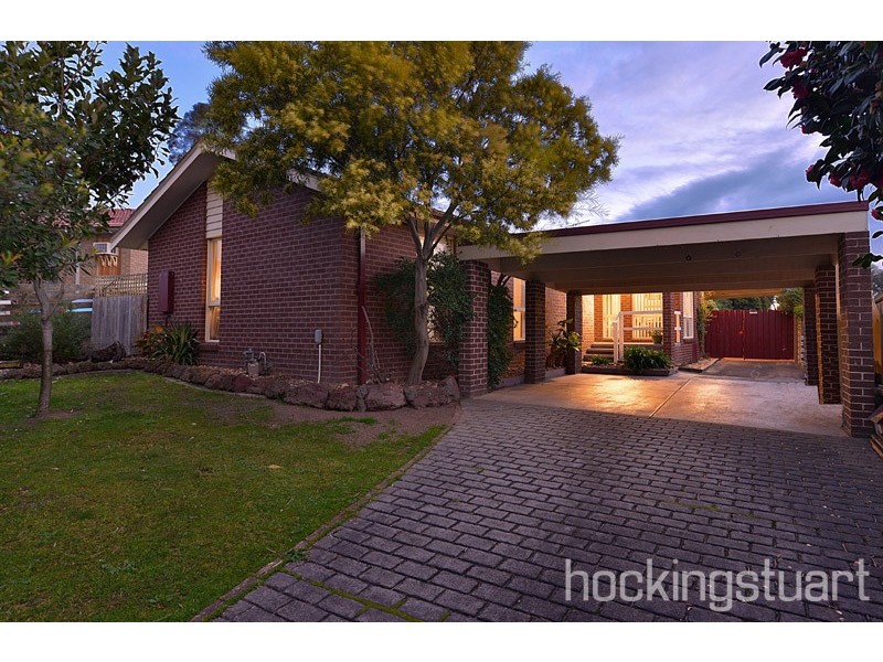 6 Mahon Crescent, Narre Warren VIC 3805