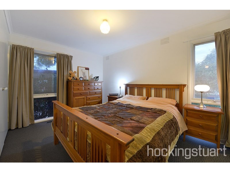6 Mahon Crescent, Narre Warren VIC 3805