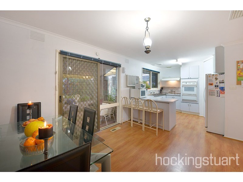 6 Mahon Crescent, Narre Warren VIC 3805