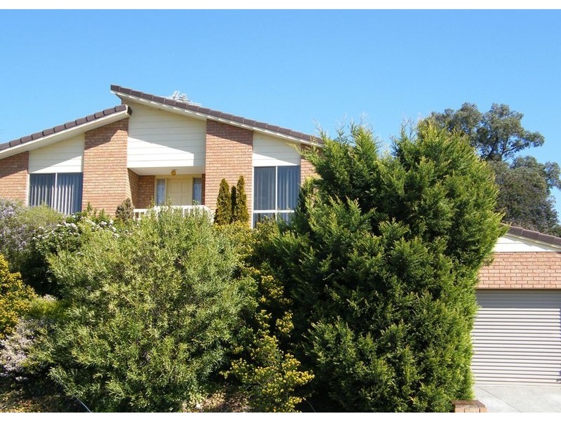27 Telford Drive, Berwick VIC 3806