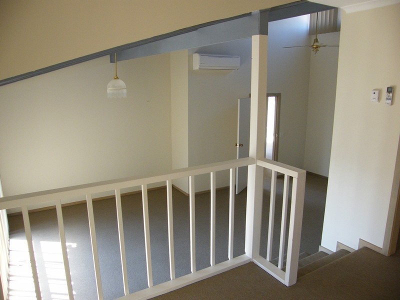 27 Telford Drive, Berwick VIC 3806