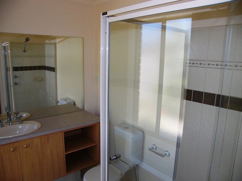 19 Meadowlands Way, Berwick VIC 3806