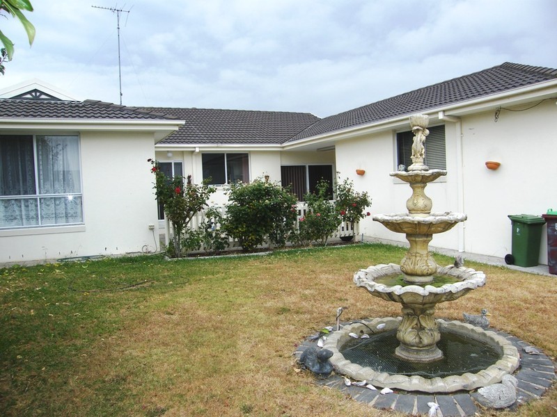 15  Shand Court, Berwick VIC 3806