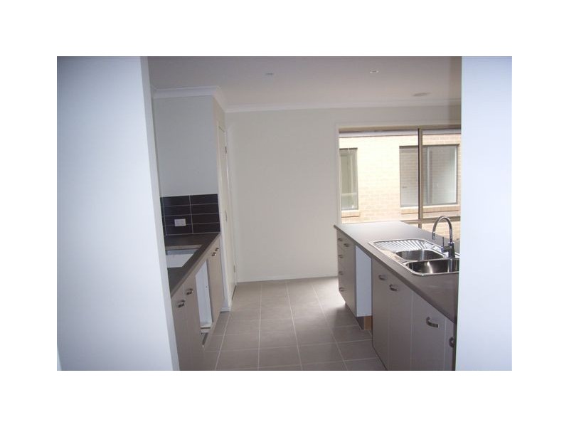 6 Benmar Place, Lyndhurst VIC 3975