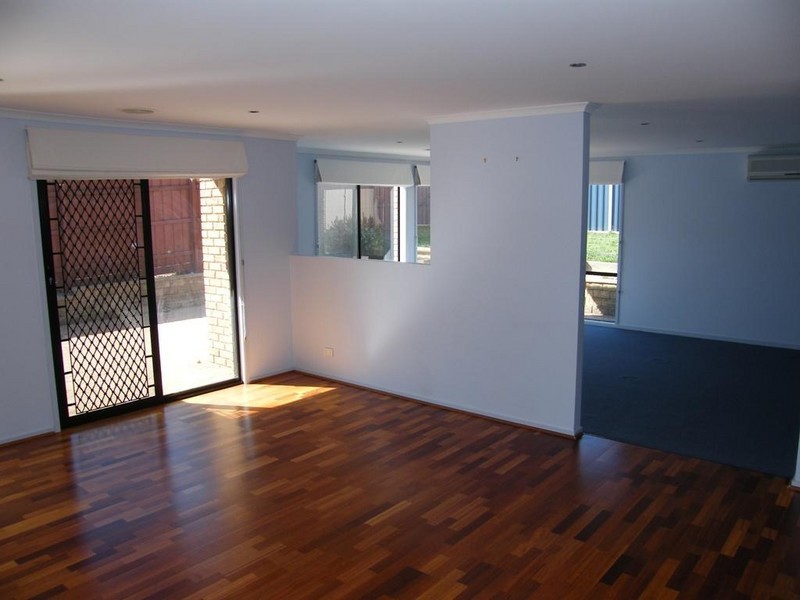 4 Celestine Court, Narre Warren VIC 3805