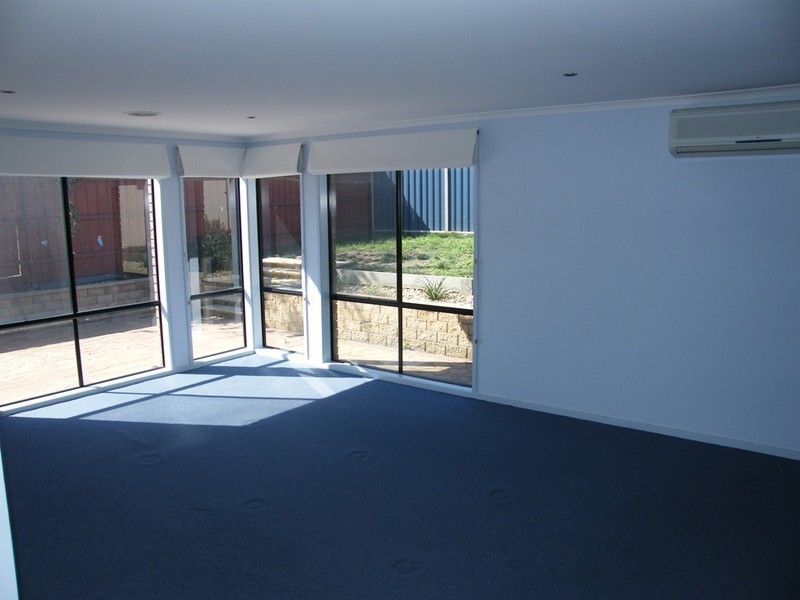 4 Celestine Court, Narre Warren VIC 3805