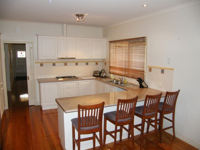 43 Grange Circuit, Beaconsfield VIC 3807