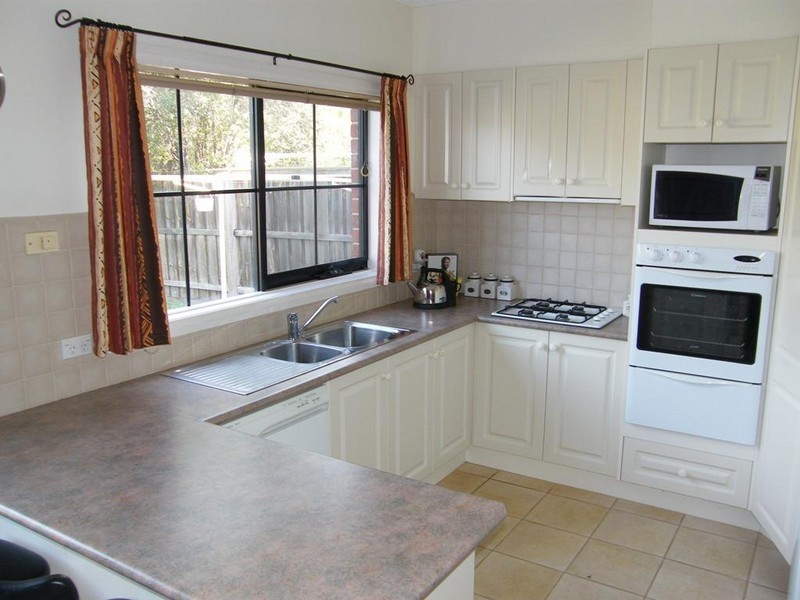 Unit 9,  40 – 44 Warrawong Drive, Berwick VIC 3806