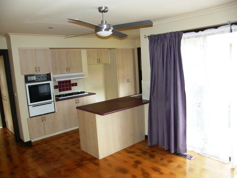 5 Donelly Road, Hallam VIC 3803