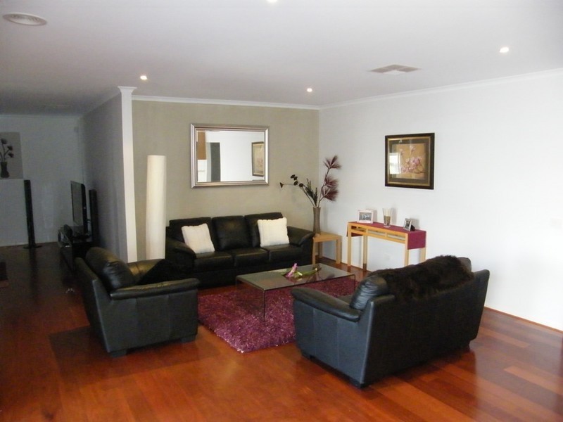 7 Viewgrand Drive, Berwick VIC 3806