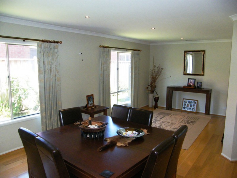 4 Ardenne Court, Narre Warren South VIC 3805