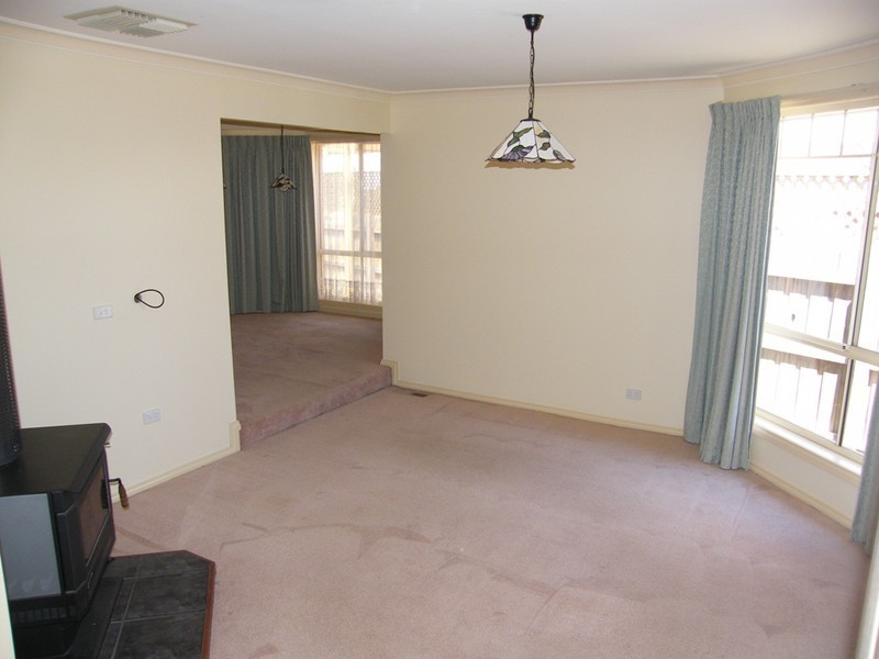 7 Ingram Close, Narre Warren VIC 3805