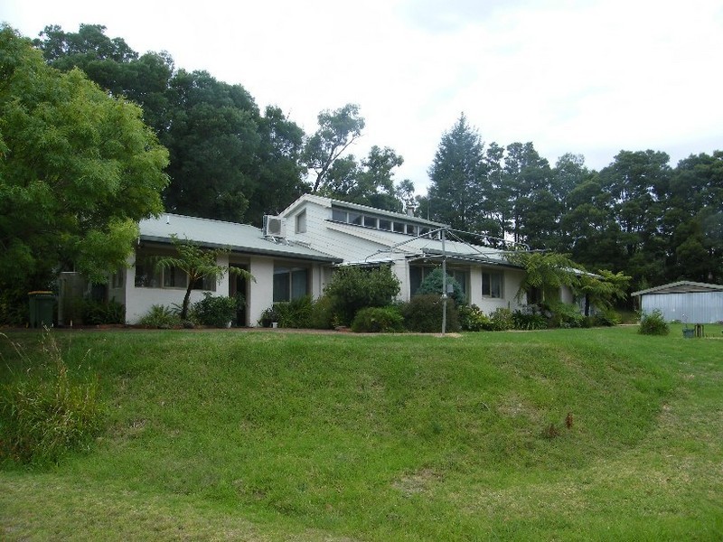 39 St  Georges Road, Beaconsfield Upper VIC 3808