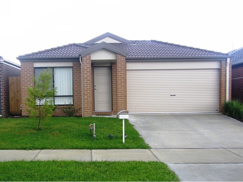 17 Tamar Street, Pakenham VIC 3810