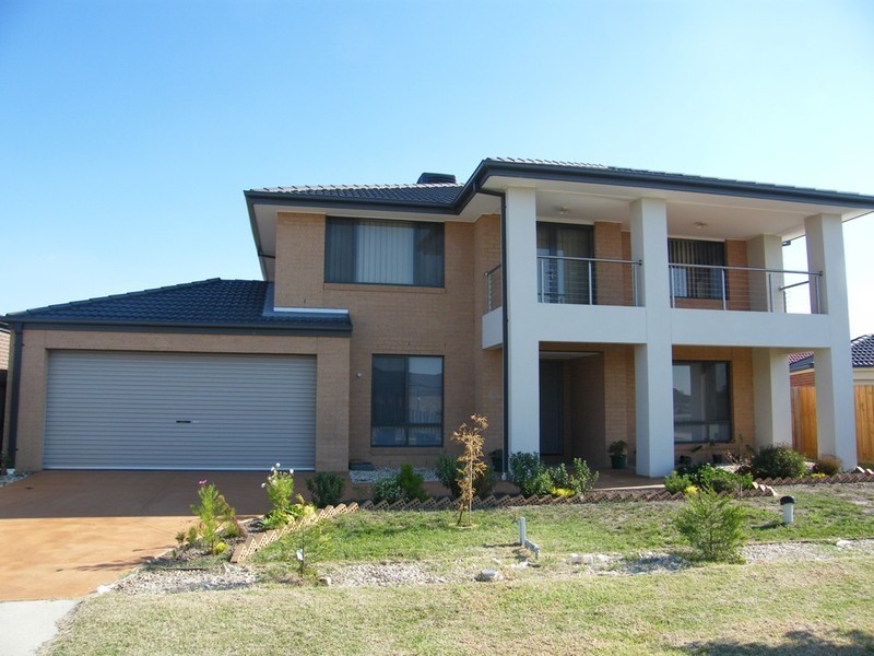 33 Filmer Crescent, Narre Warren South VIC 3805