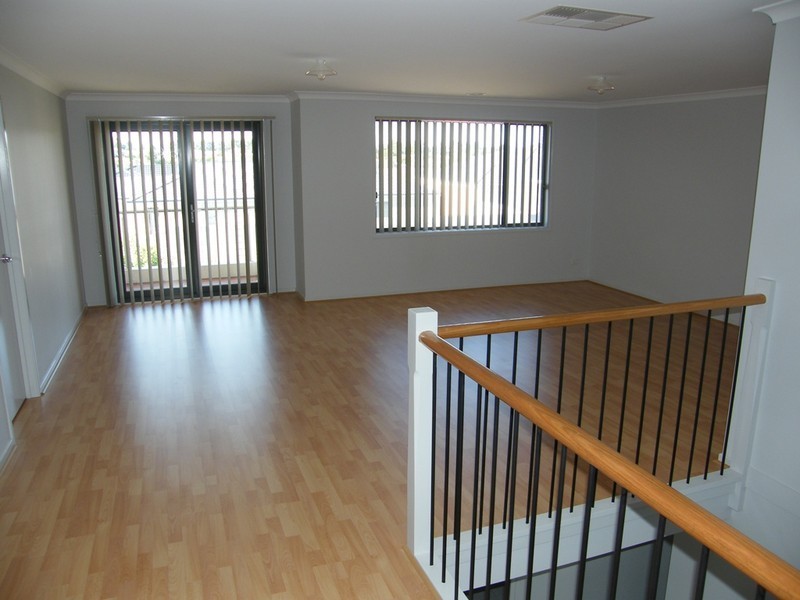 33 Filmer Crescent, Narre Warren South VIC 3805