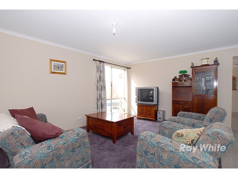 6 Osprey Court, Pakenham VIC 3810