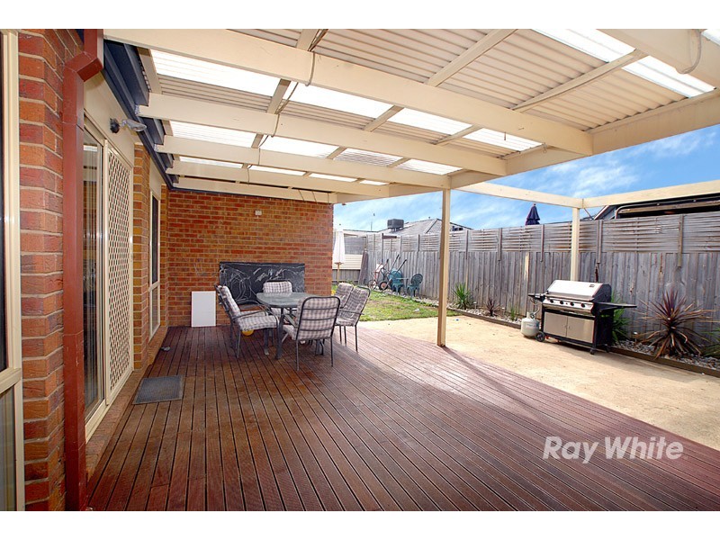 4 Dahlen Place, Berwick VIC 3806