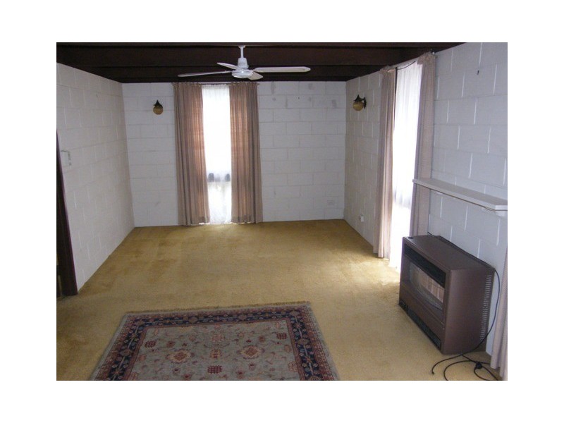 12 Roundhay Court, Berwick VIC 3806