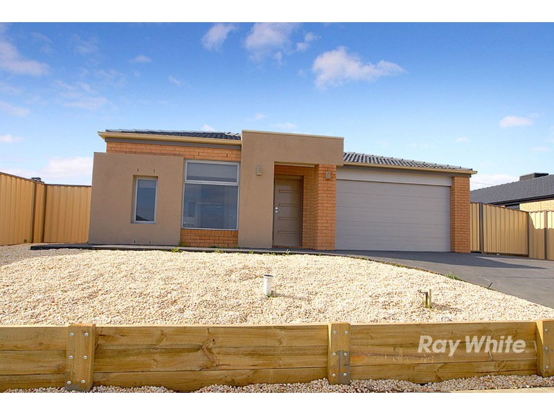 54 Tomasetti Crescent, Narre Warren VIC 3805