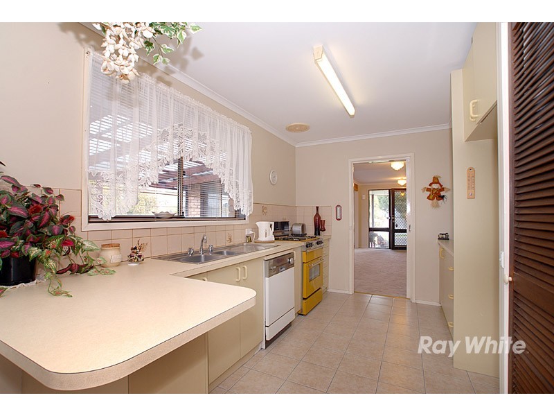 45 Fountain Drive, Narre Warren VIC 3805