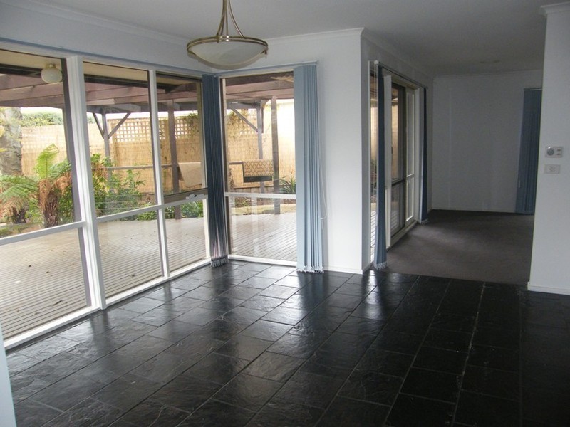 5 Kimberly Court, Berwick VIC 3806