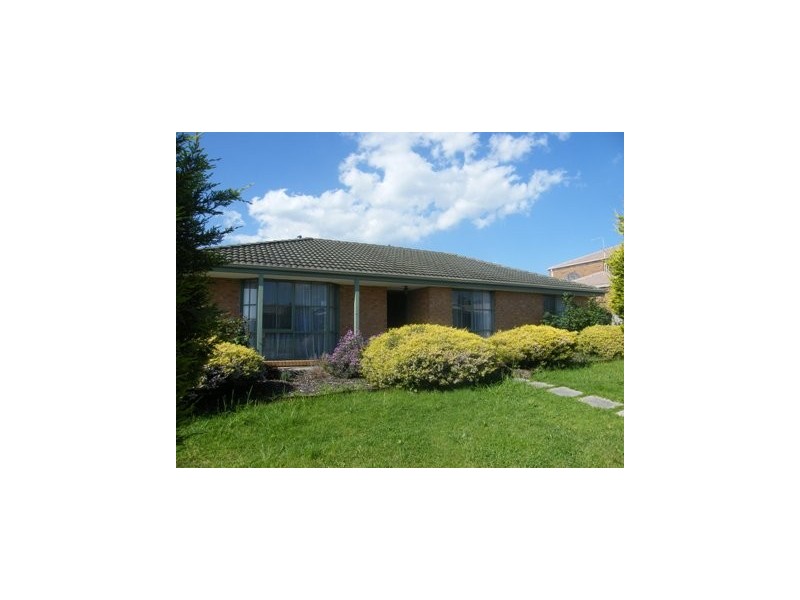 16 Elstar Road, Narre Warren VIC 3805