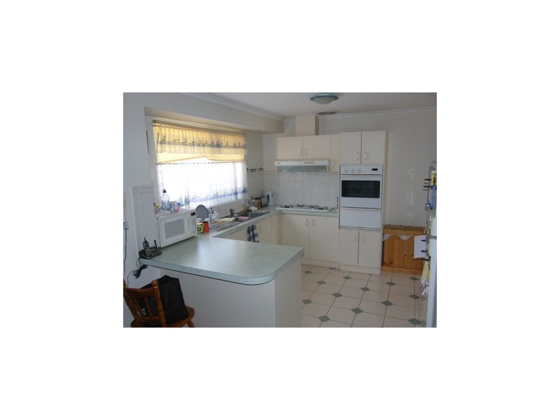 16 Elstar Road, Narre Warren VIC 3805