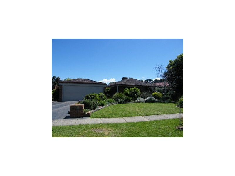 34 Mansfield Street, Berwick VIC 3806