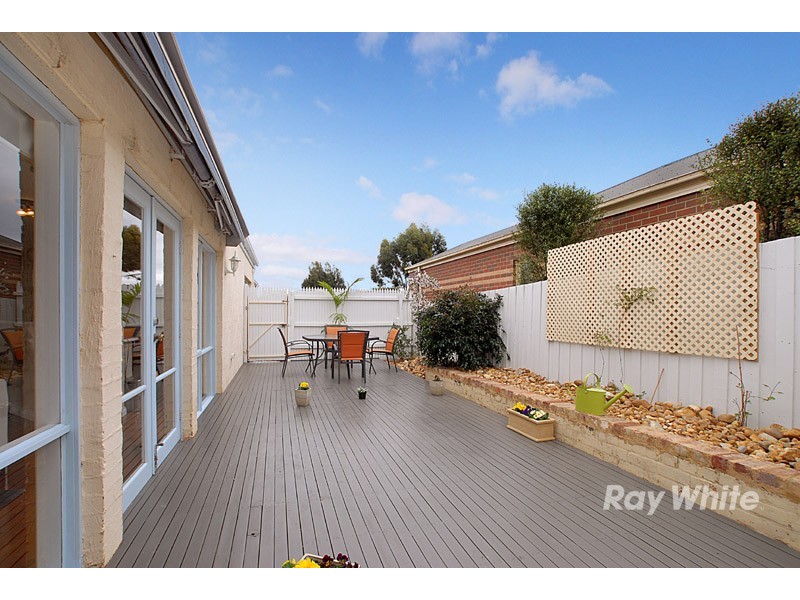 36 Allunga Parade, Berwick VIC 3806