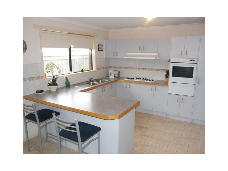 7 Shaftsbury Ave, Berwick VIC 3806