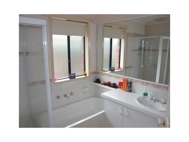 7 Shaftsbury Ave, Berwick VIC 3806