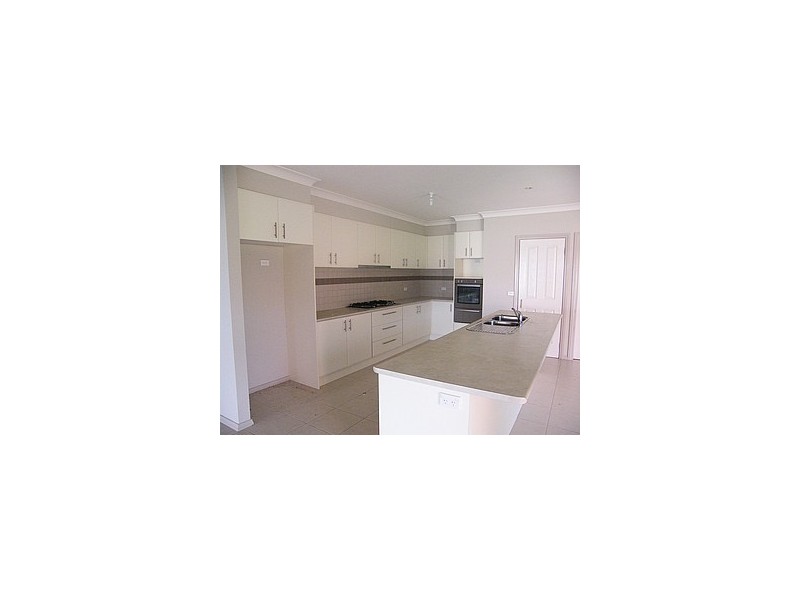 22 Dan Morgan Drive, Cranbourne East VIC 3977