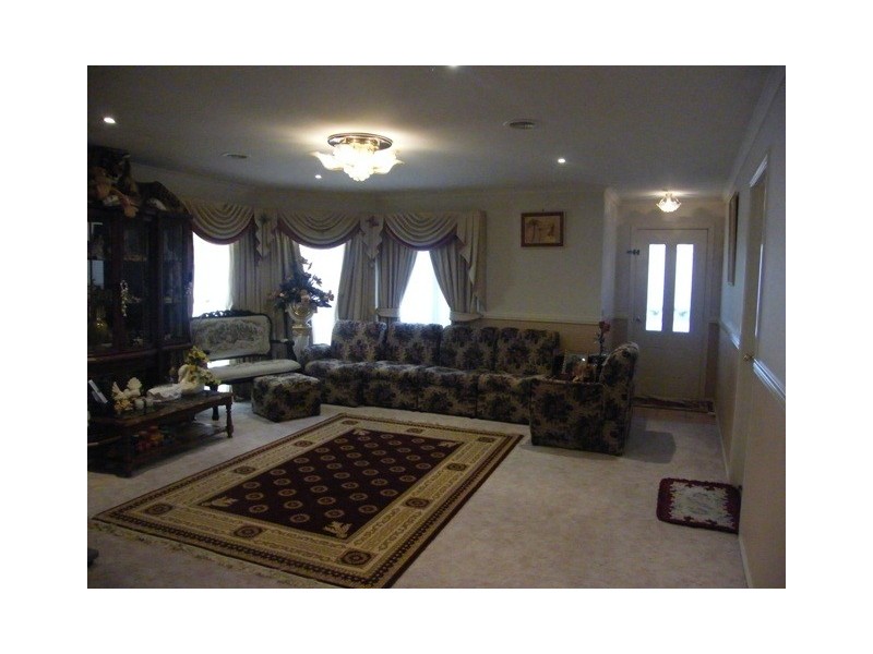 59 Dartmoor Drive, Cranbourne East VIC 3977