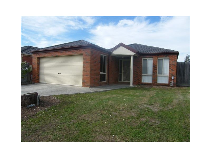 37 Grand Arch Way, Berwick VIC 3806