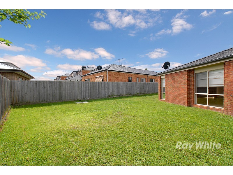 5 Kurnwill Place, Berwick VIC 3806
